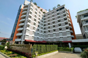  Tara Garden Hotel  Бангкок